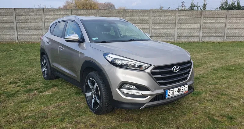 hyundai tucson Hyundai Tucson cena 47900 przebieg: 238579, rok produkcji 2015 z Goleniów